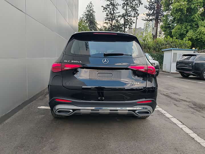 2025 Mercedes-Benz GLC-Class Hybrid