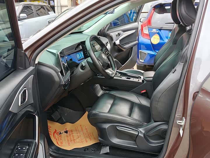 MG Motor One 2022 2022款 α-数智运动系列 1.5T 初创版