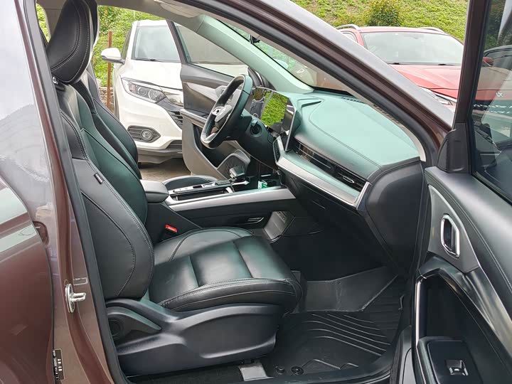 MG Motor One 2022 2022款 α-数智运动系列 1.5T 初创版