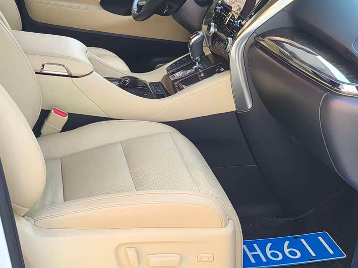 Toyota Alphard 2021 2021款 双擎 2.5L 尊贵版