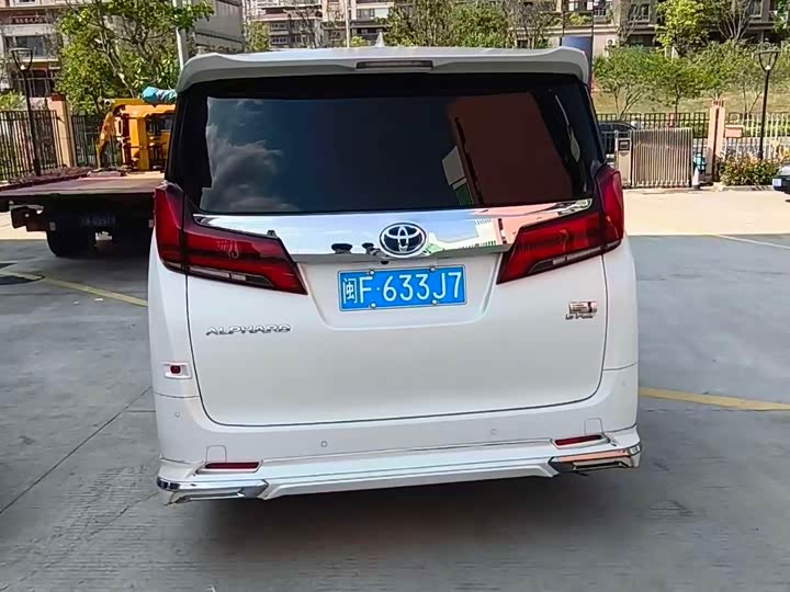 Toyota Alphard 2021 2021款 双擎 2.5L 尊贵版