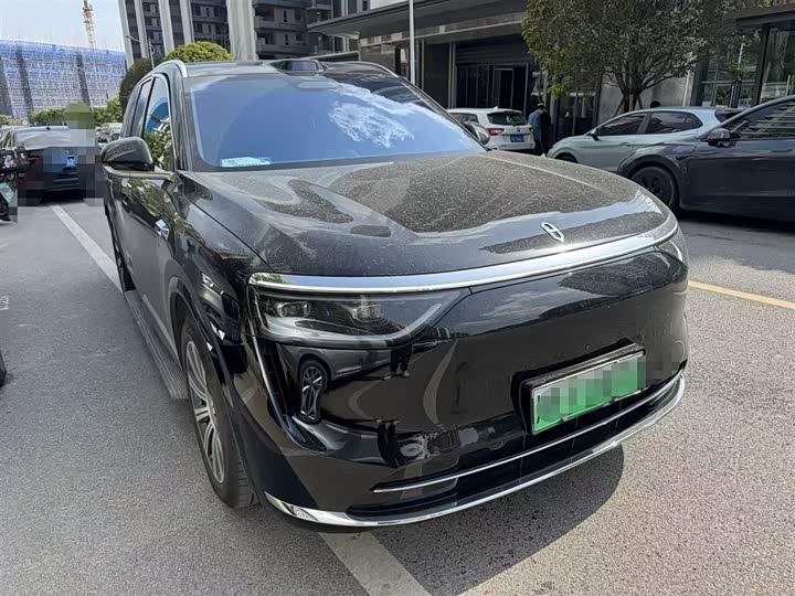 Aito M8 2025 2025款 增程 Max+版 53.4kWh 6座版 (192线激光雷达）
