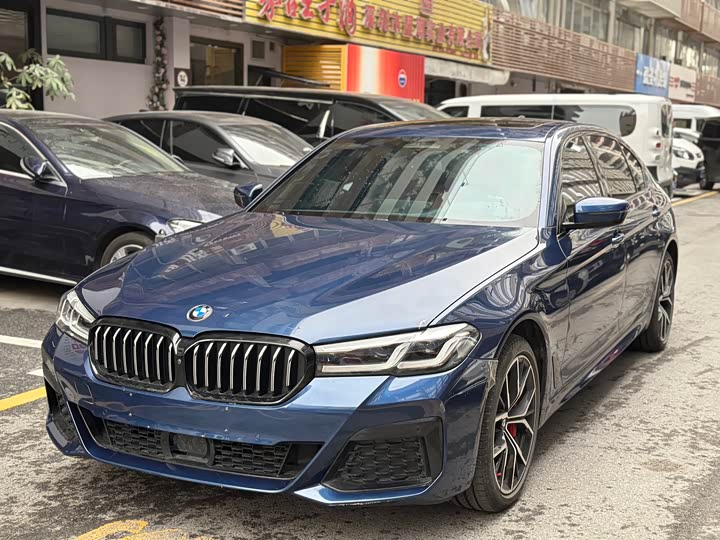 صورة 1 - BMW 5 Series
