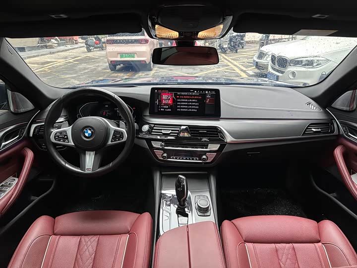صورة 5 - BMW 5 Series