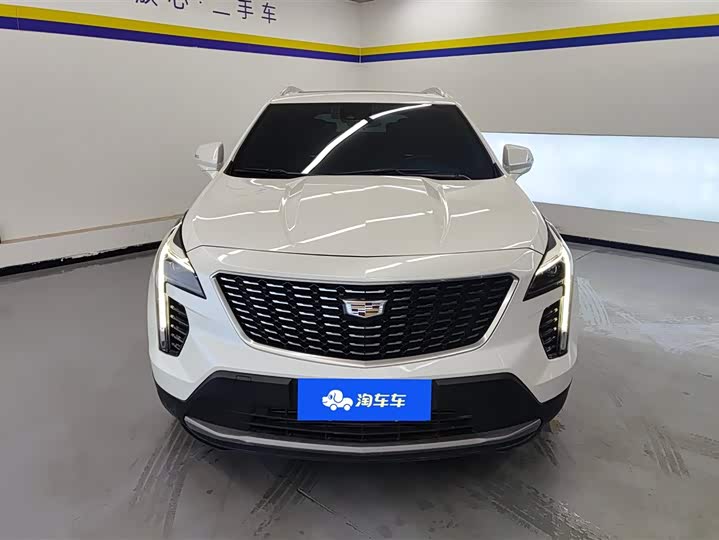 Фото 2 - Cadillac XT4