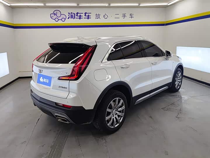 Фото 3 - Cadillac XT4