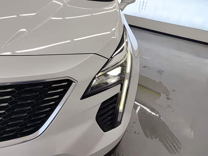 Фото 5 - Cadillac XT4