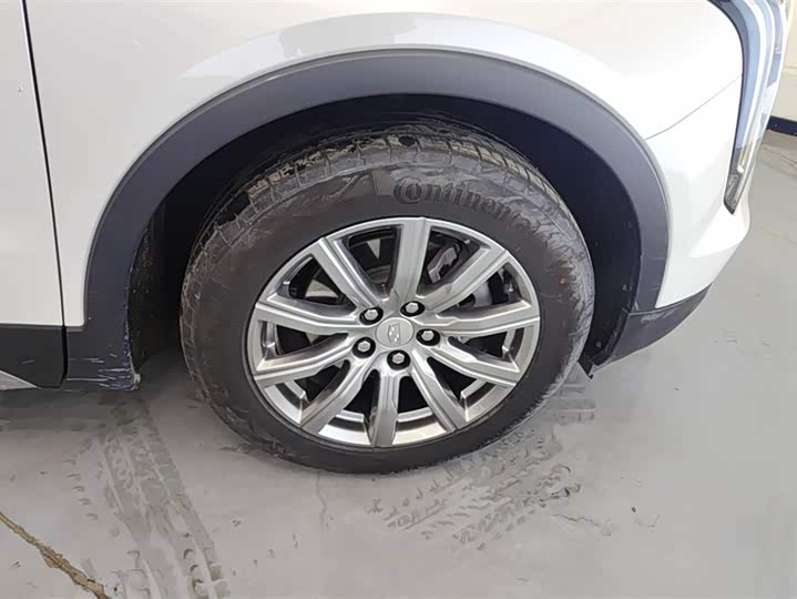 Фото 6 - Cadillac XT4