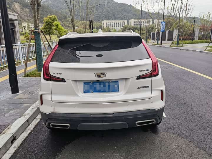Cadillac XT4 2024 2024款 28T 两驱豪华型