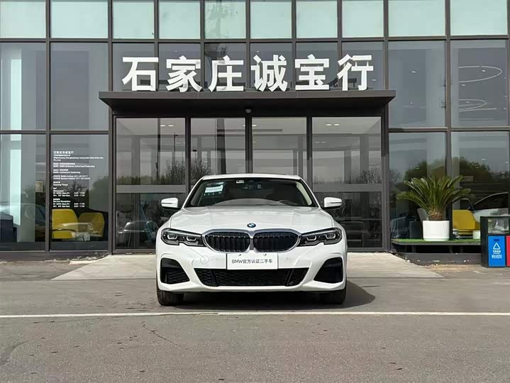 Фото 2 - BMW 3 Series