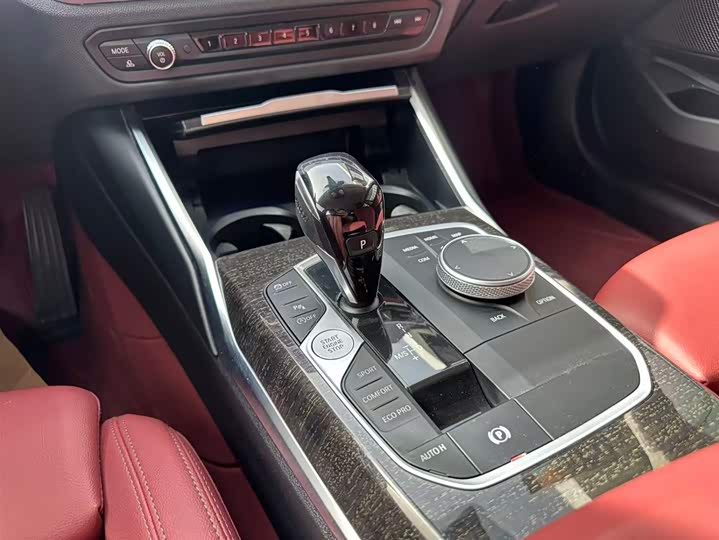Фото 9 - BMW 3 Series