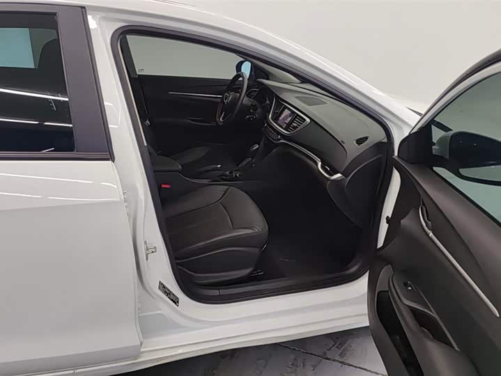 Фото 8 - Buick Excelle GT