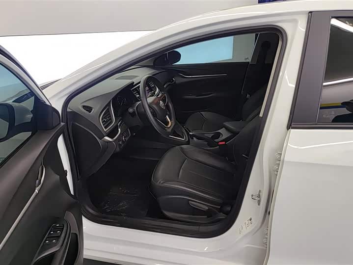 Фото 9 - Buick Excelle GT