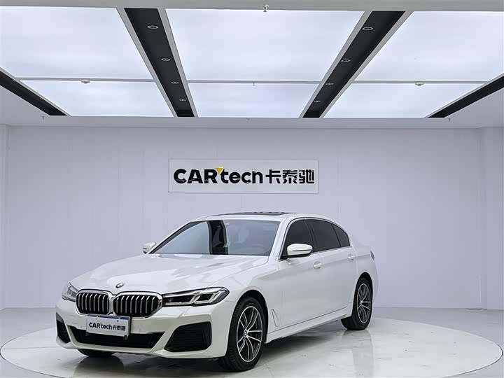 Фото 1 - BMW 5 Series