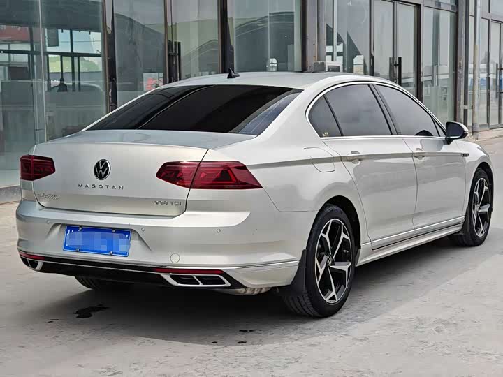 Фото 6 - Volkswagen Magotan