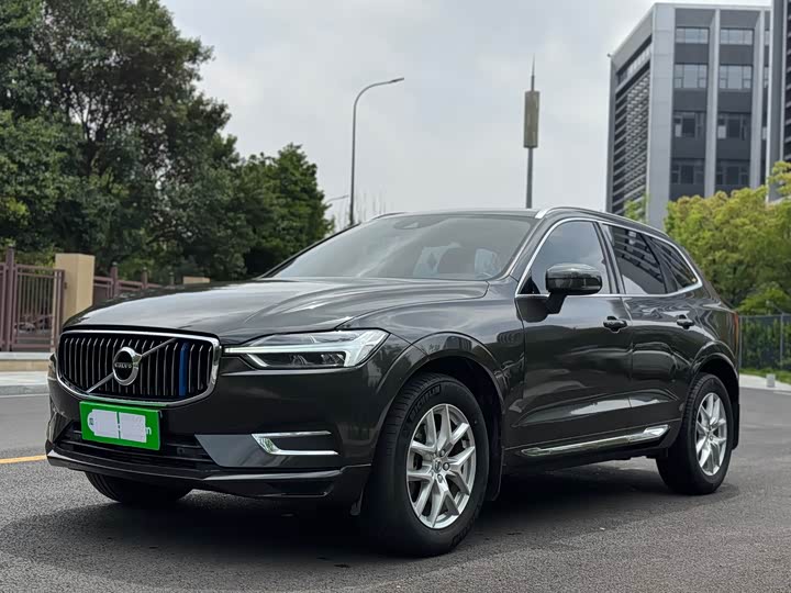 Фото 1 - Volvo XC60