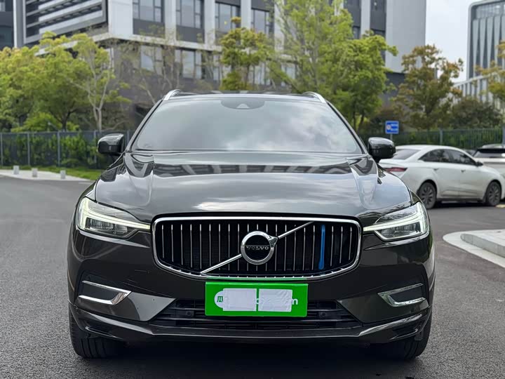 Фото 2 - Volvo XC60