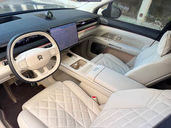 Nio ES8 2026 2026款 六座行政签名版