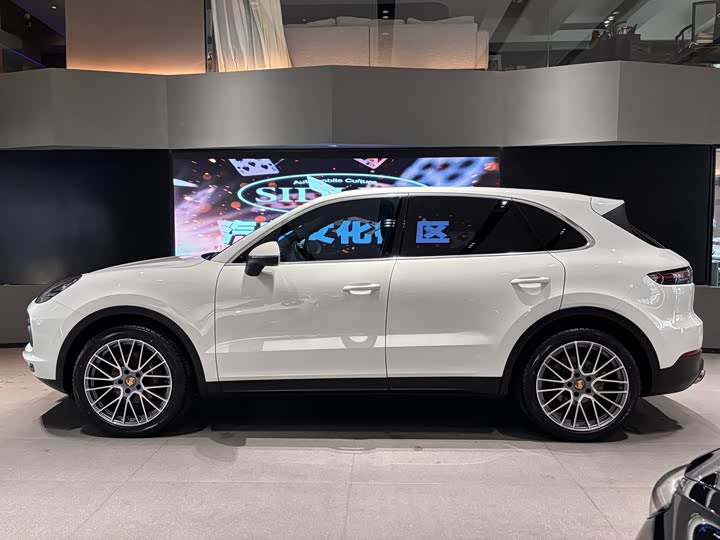 Zdjęcie 3 - Porsche Cayenne