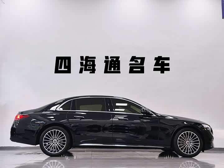 Фото 3 - Mercedes-Benz E-Class