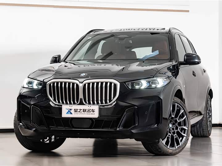 Фото 2 - BMW X5