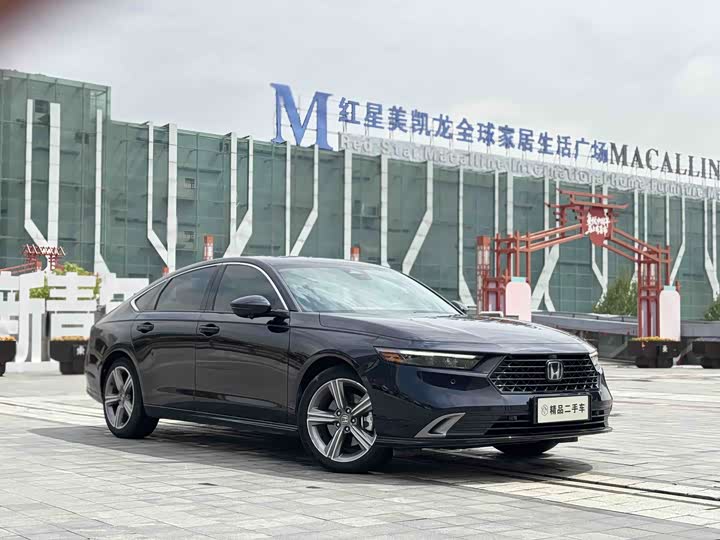 Фото 3 - Honda Accord Hybrid