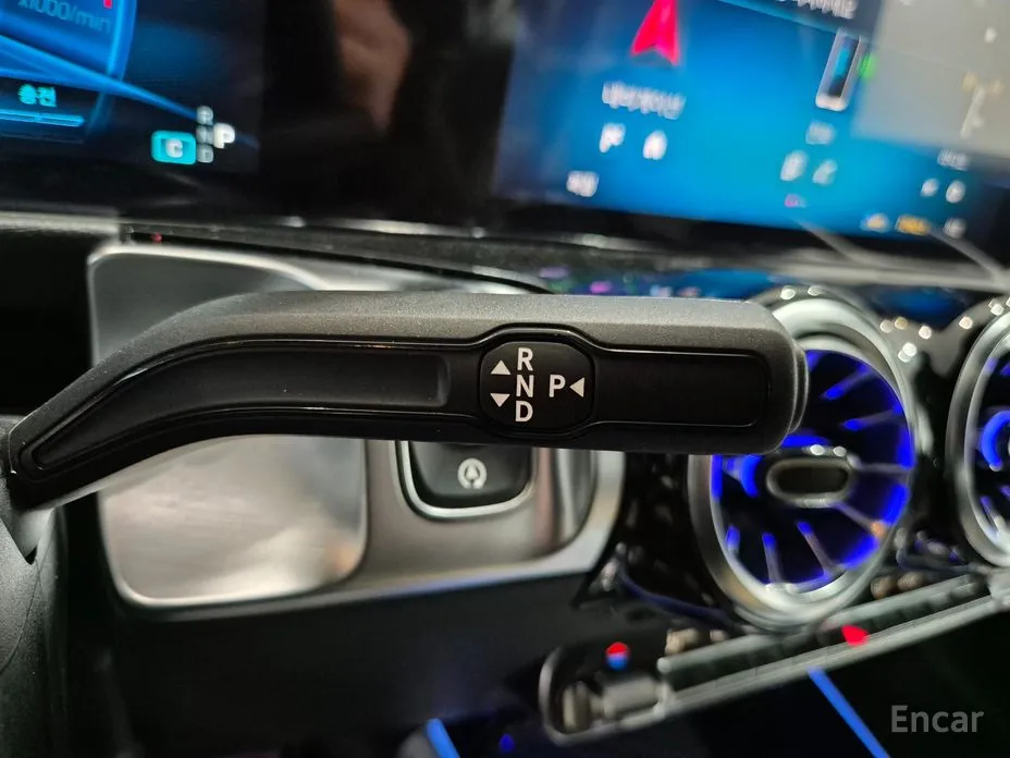 Mercedes-Benz GLB-Class 2020 AMG GLB35 4MATIC