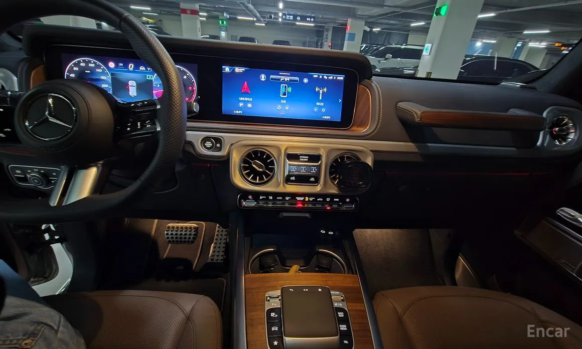 Mercedes-Benz G-Class 2024 G450d