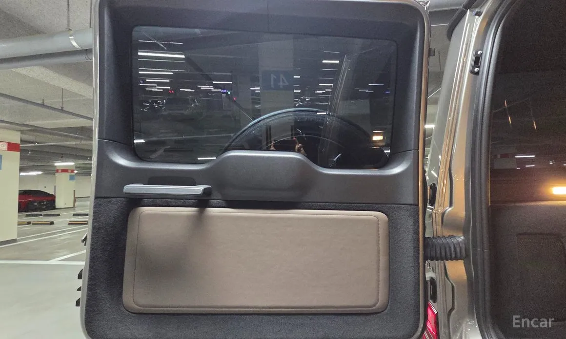 Mercedes-Benz G-Class 2024 G450d