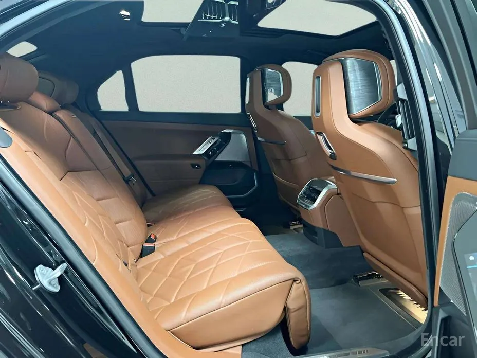 BMW i7 2022 eDrive 50 M Sport