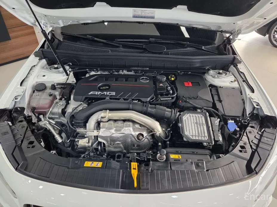 Mercedes-Benz GLB-Class 2020 AMG GLB35 4MATIC