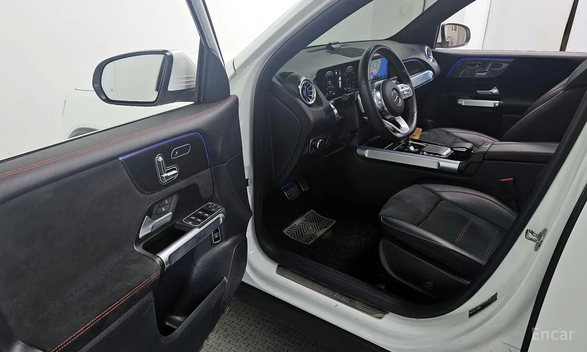 Mercedes-Benz GLB-Class 2020 GLB250 4MATIC