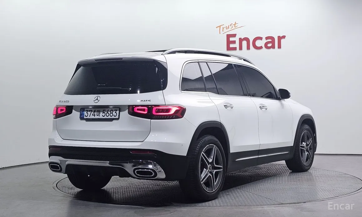 Mercedes-Benz GLB-Class 2020 GLB250 4MATIC