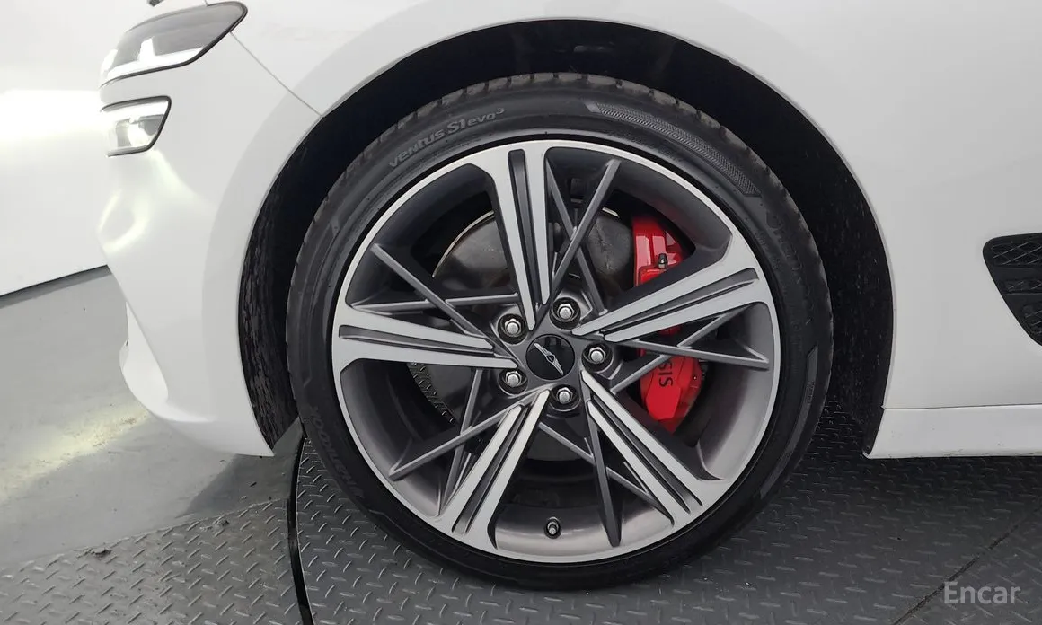 Genesis G70 2020 Gasoline 3.3T 2WD