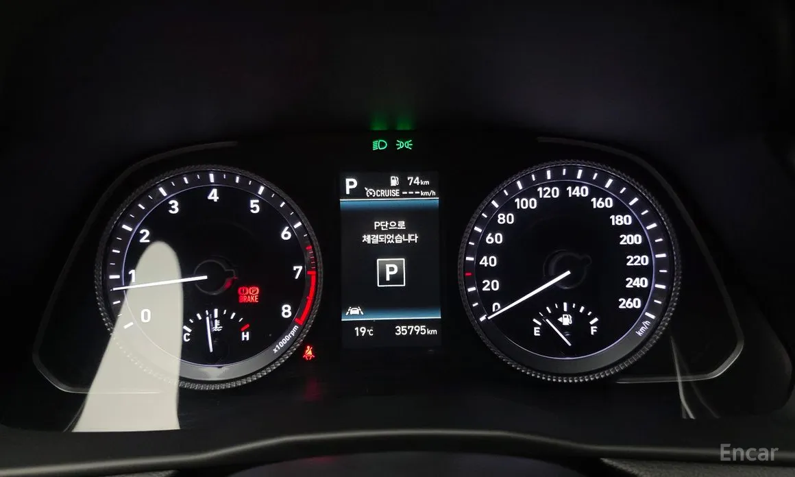 Фото 8 - Hyundai Sonata