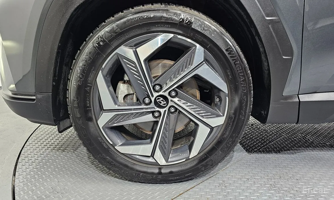 Photo 5 - Hyundai Tucson