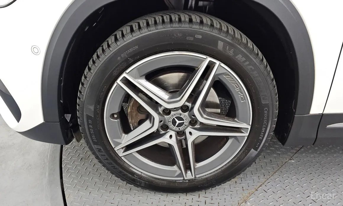 Mercedes-Benz GLA-Class 2020 GLA250 4MATIC