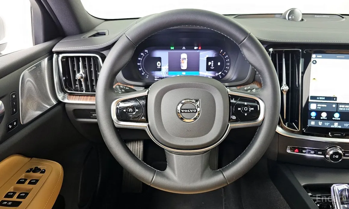 Volvo S60 2019 B5 Ultimate Bright