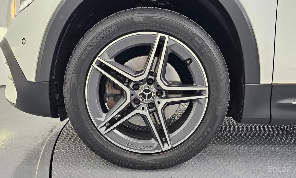 Mercedes-Benz GLB-Class 2020 GLB250 4MATIC