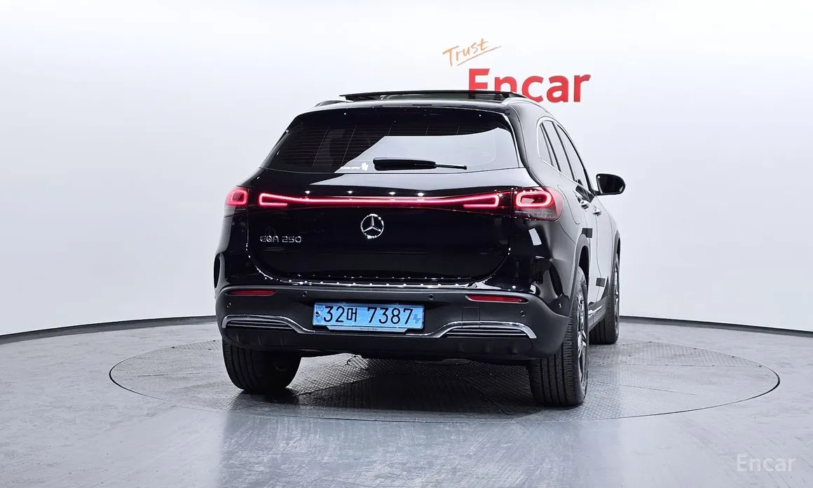 2021 Mercedes-Benz EQA