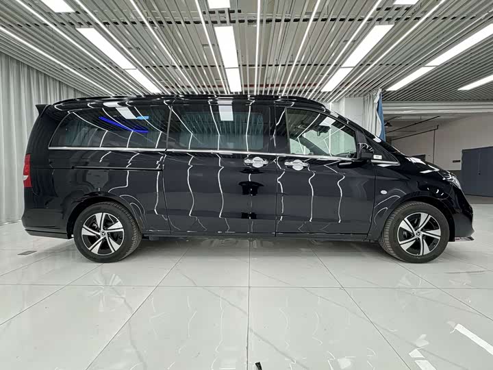 2024 Mercedes-Benz Vito