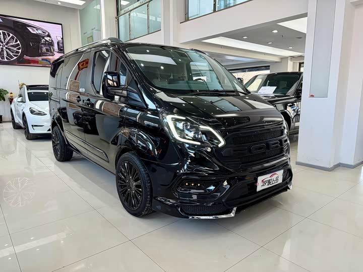 Ford Tourneo 2023 2023款 2.0T 自动致尊版