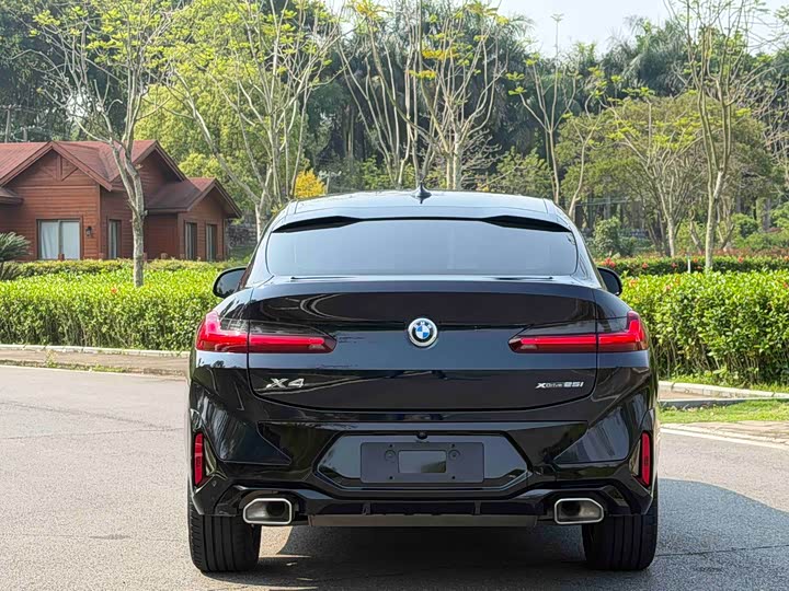 BMW X4 2022 2022款 xDrive 25i M运动套装