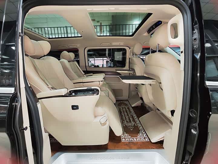 Mercedes-Benz V-Class 2021 2021款 V 260 领航版