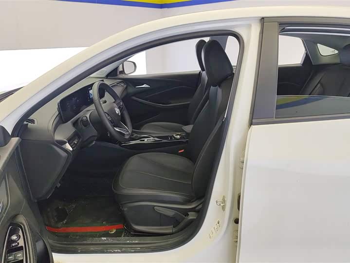 Фото 9 - Buick Verano