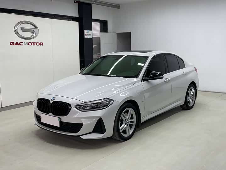BMW 1 Series 2023 2023款 120i M运动曜夜版