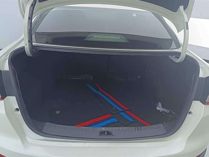 Nissan Lannia 2021 2021款 1.6L CVT炫酷版