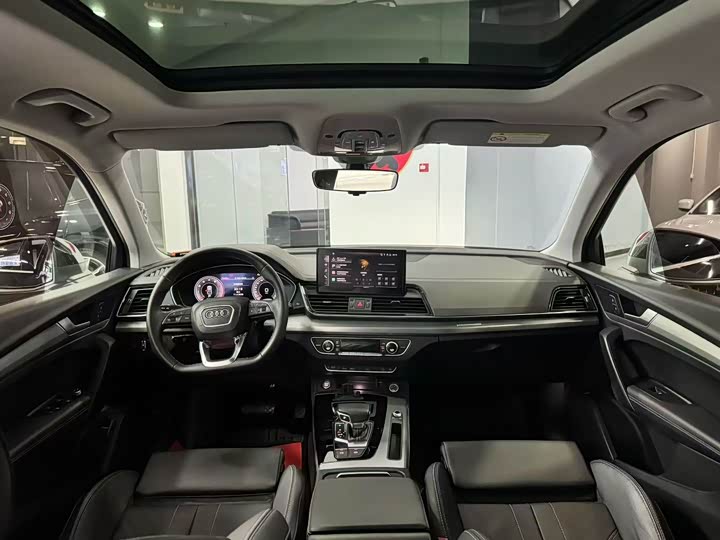 Zdjęcie 4 - Audi Q5L