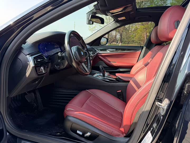 Zdjęcie 4 - BMW 5 Series