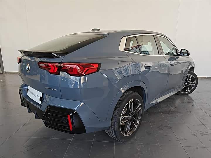 BMW X2 2025 2025款 sDrive25i M运动套装